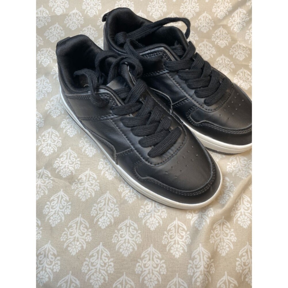 Link Boys' Black Lace-Up Sneakers Casual Athletic Shoes Size 3